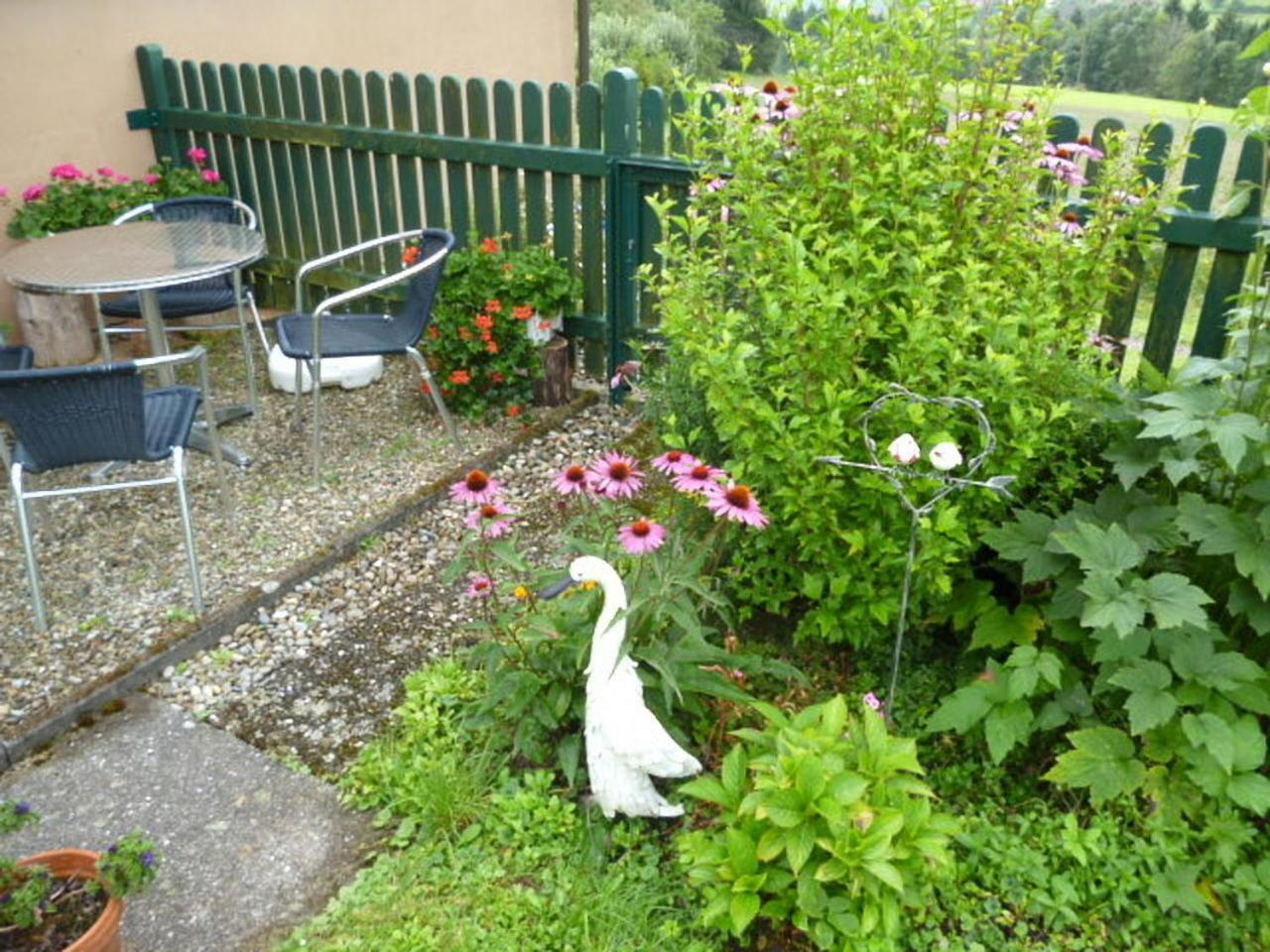 Blumenwiese Weilheim Esterno foto